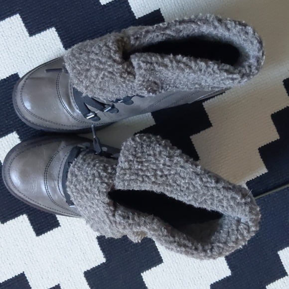 Jellypop grey chunky heel ankle booties - Picture 8 of 11